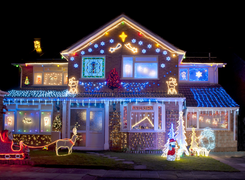 christmas lights outside house